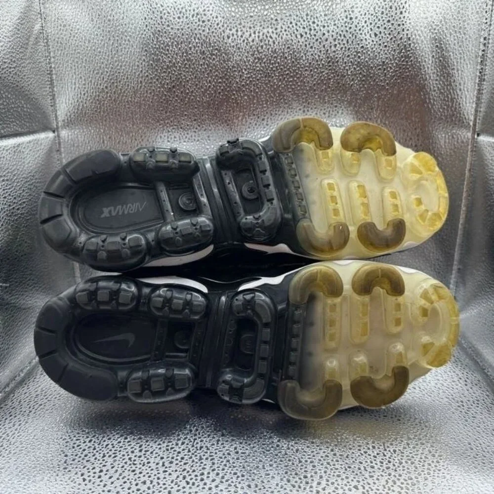 Size 11 - Nike Air VaporMax Plus Black Anthracite Low Athletic‎ Shoes 924453-010